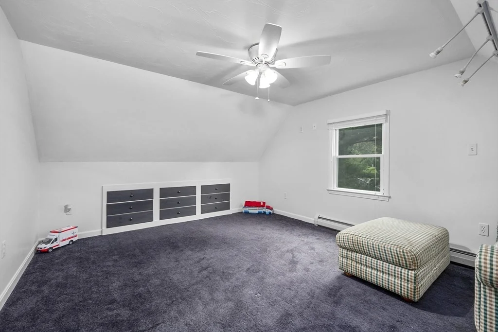 Photo of 83 Brewster Rd