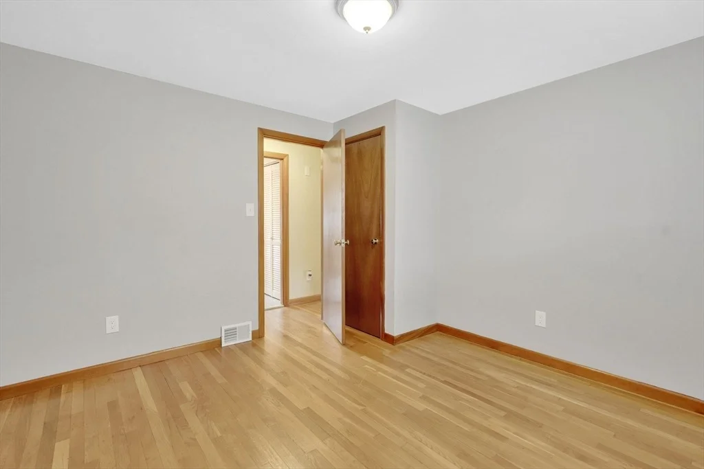 Photo of 45 Juniper Dr