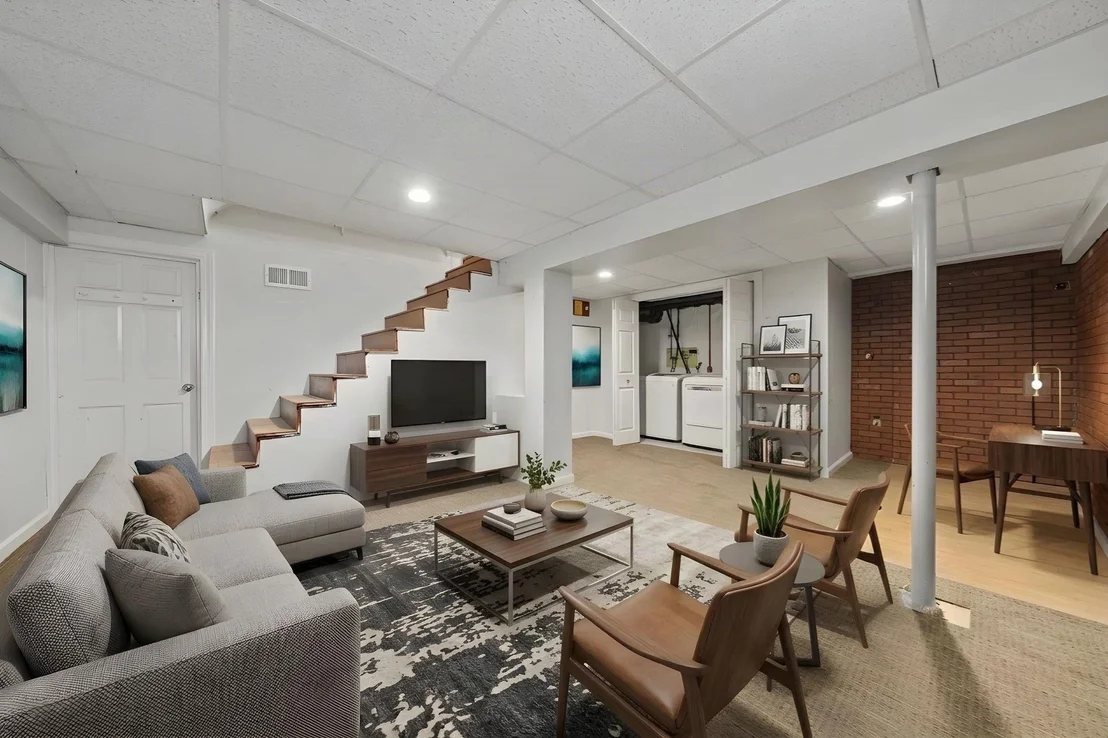Photo of 102 Oak Ridge Drive
