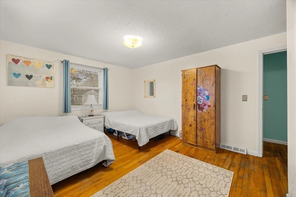 Photo of 281 Megan Rd