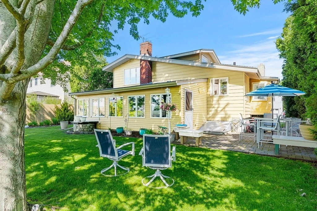 Photo of 15 Barnes Circle