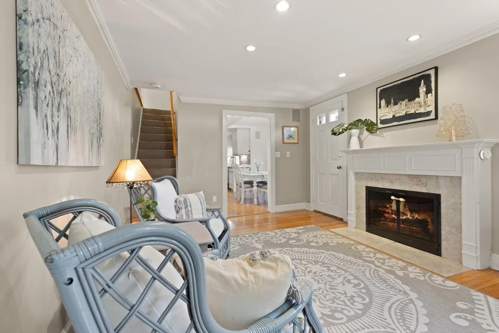 Photo of 55 Mayfair Dr
