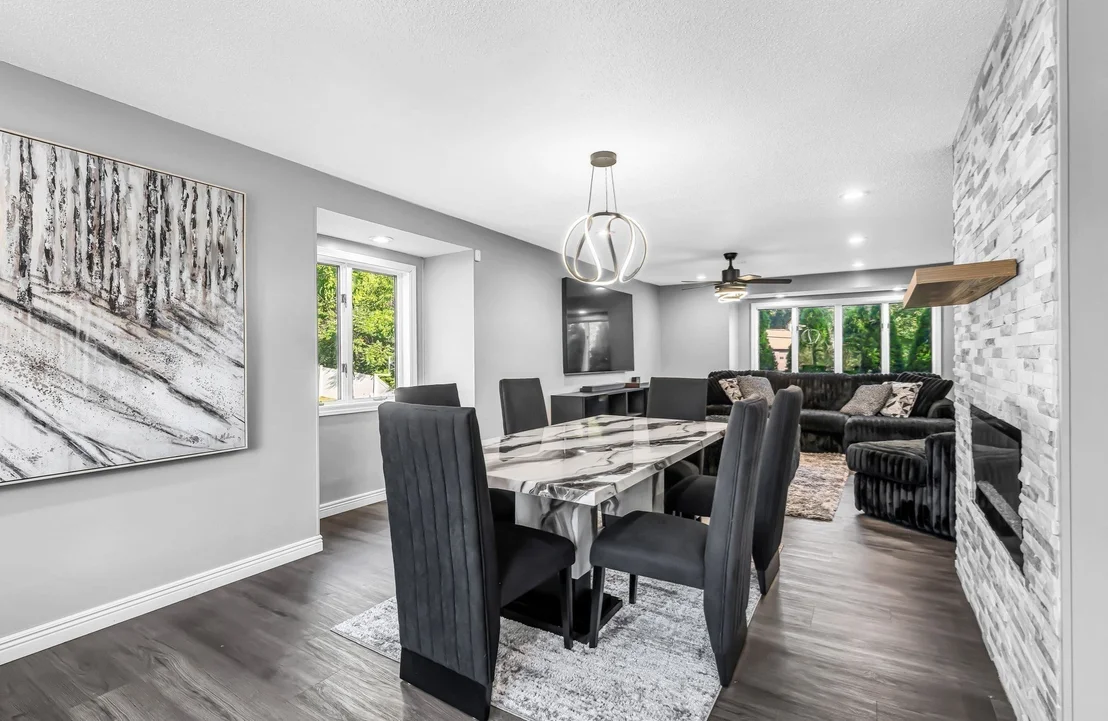 Photo of 10 Robert Dr