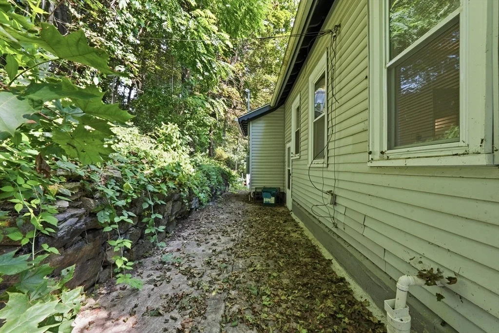 Photo of 14 Saint Elmo Rd