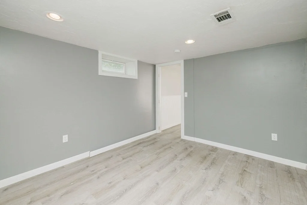 Photo of 160 Willis