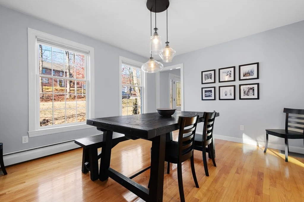 Photo of 25 Woodside Cir