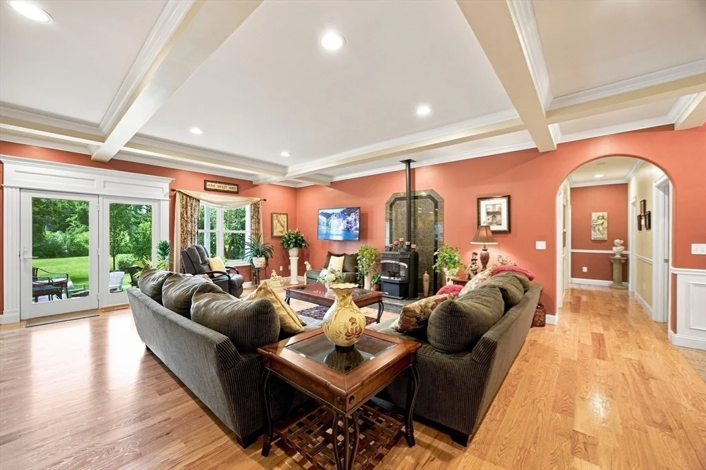 Photo of 135 Lancaster Dr