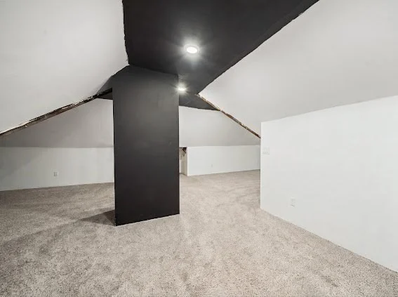 Photo of 275 Broadway St