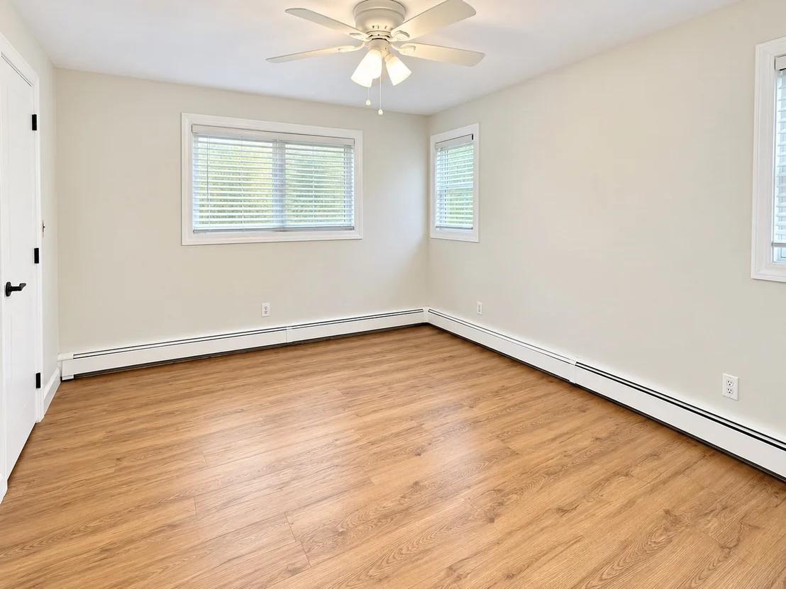Photo of 14 Cornell Rd
