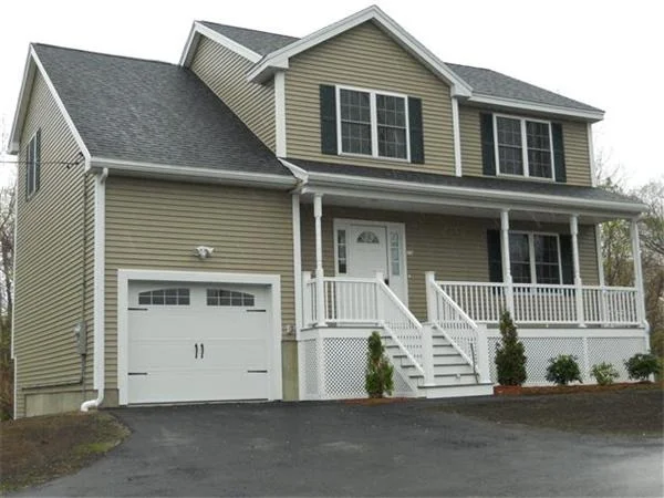 Photo of 10 Pine Grove