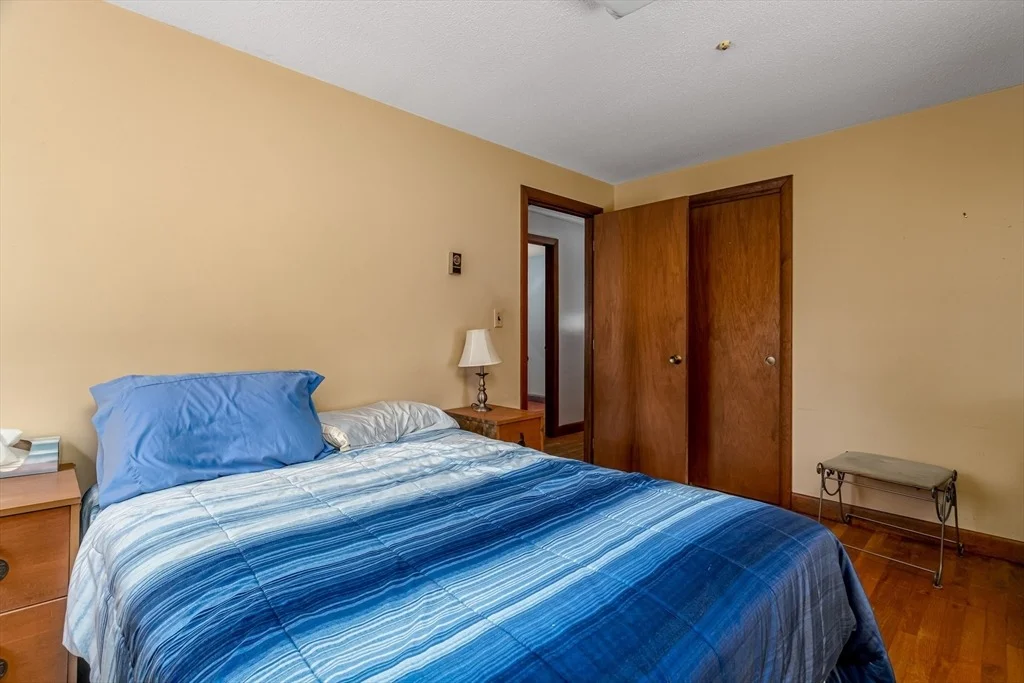 Photo of 10 Jonathan Dr