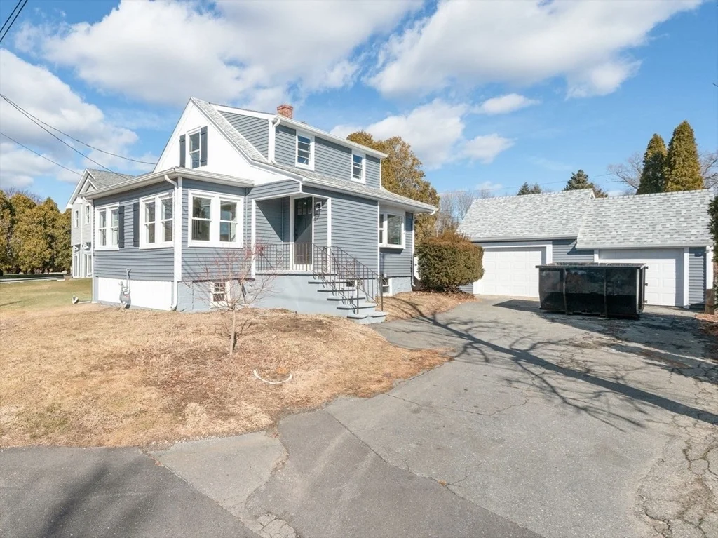 Photo of 71 Akin St