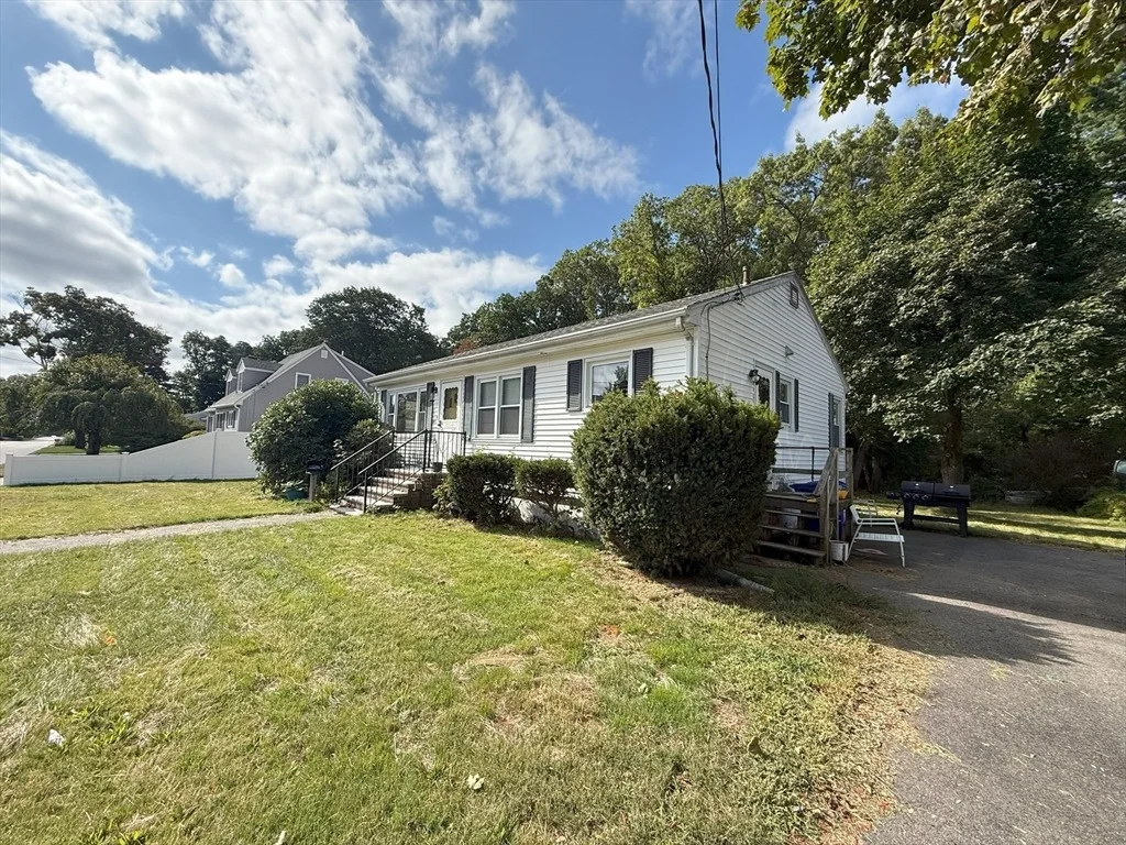 Photo of 214 Eldridge St