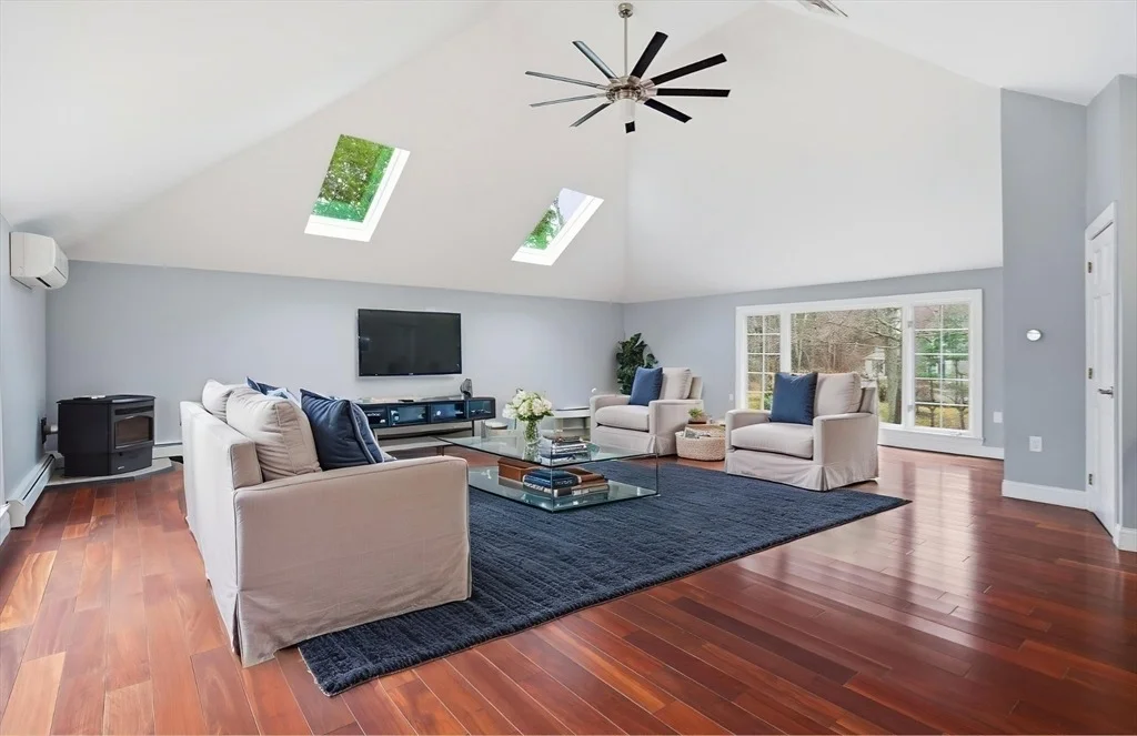 Photo of 11 Alison Way