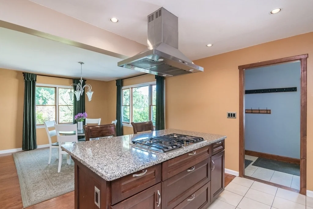 Photo of 97 Crossbrook Ave