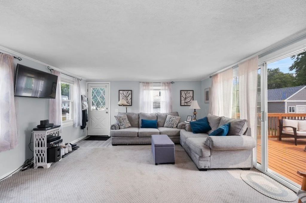 Photo of 10 Mount Pleasant Dr