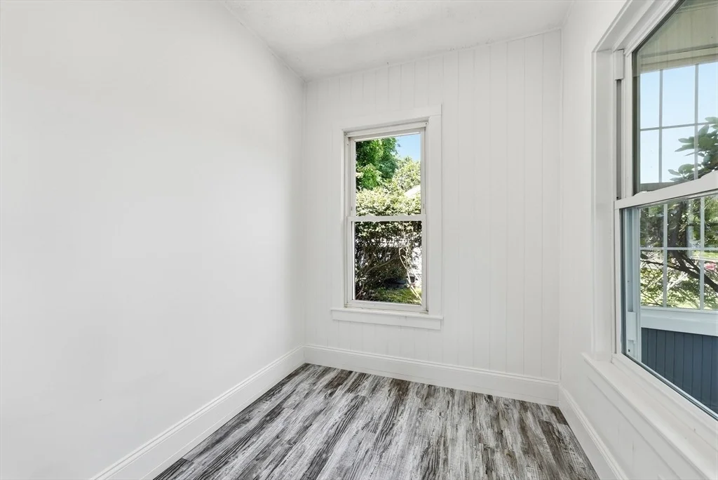 Photo of 60 Barrison St