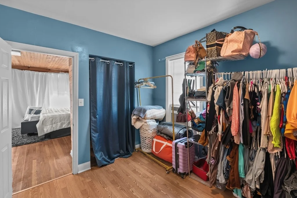 Photo of 554 Third St