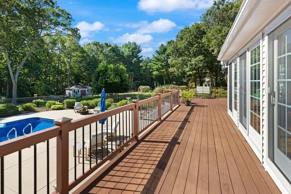 Photo of 9 Bogastow Circle