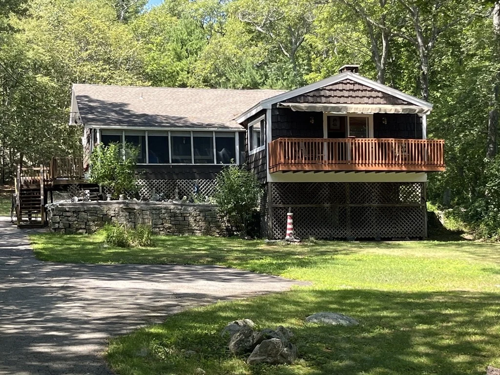 Photo of 160 Thatcher Rd