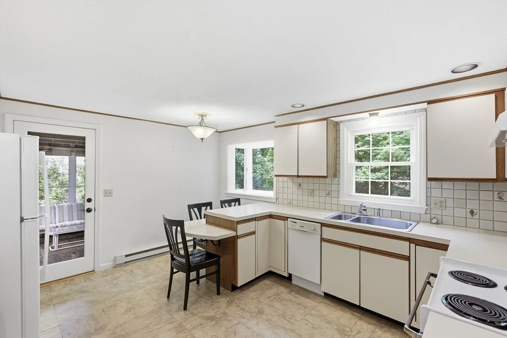 Photo of 12 Hemlock Road