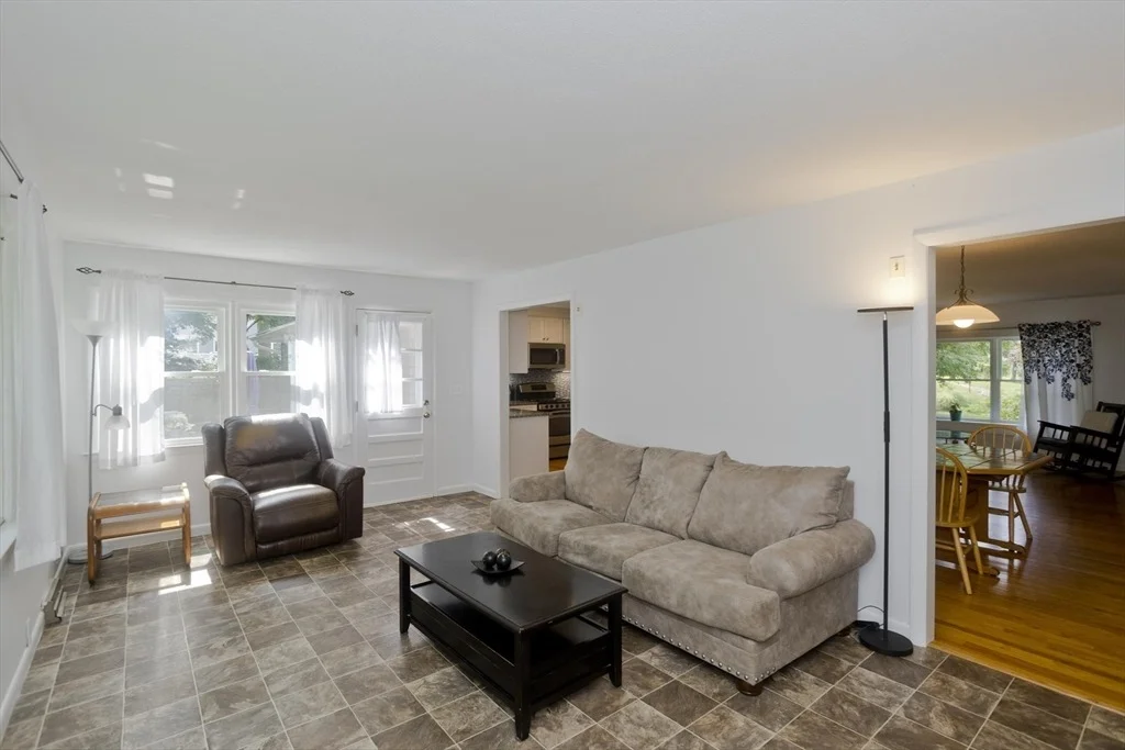 Photo of 271 Brookwood Drive