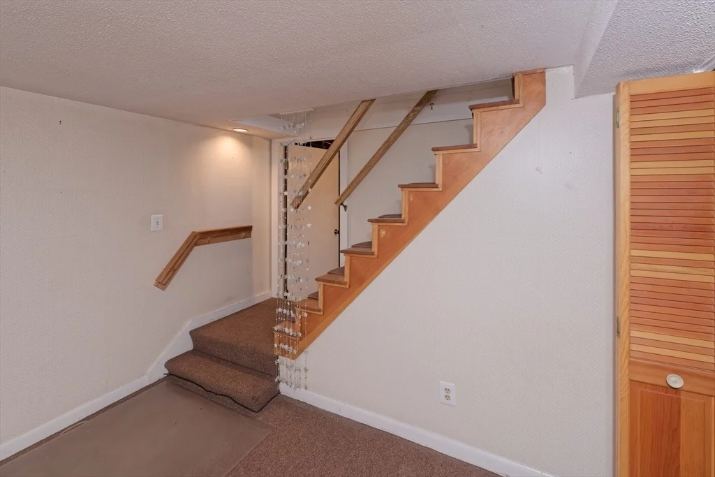 Photo of 25 Oakview Circle