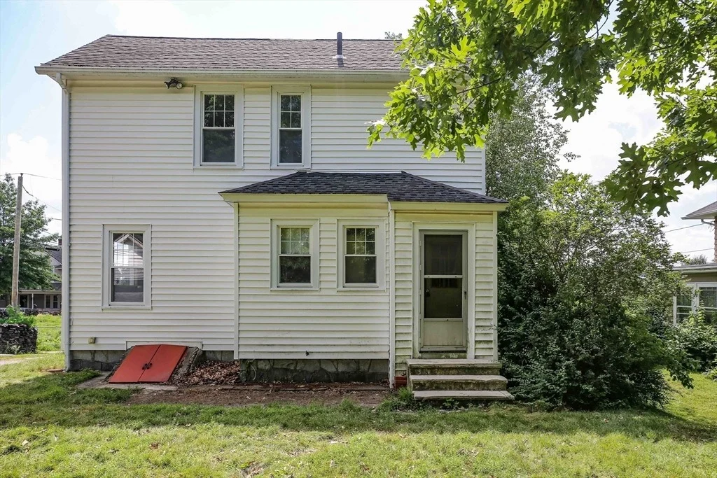 Photo of 120 Hillcroft Ave