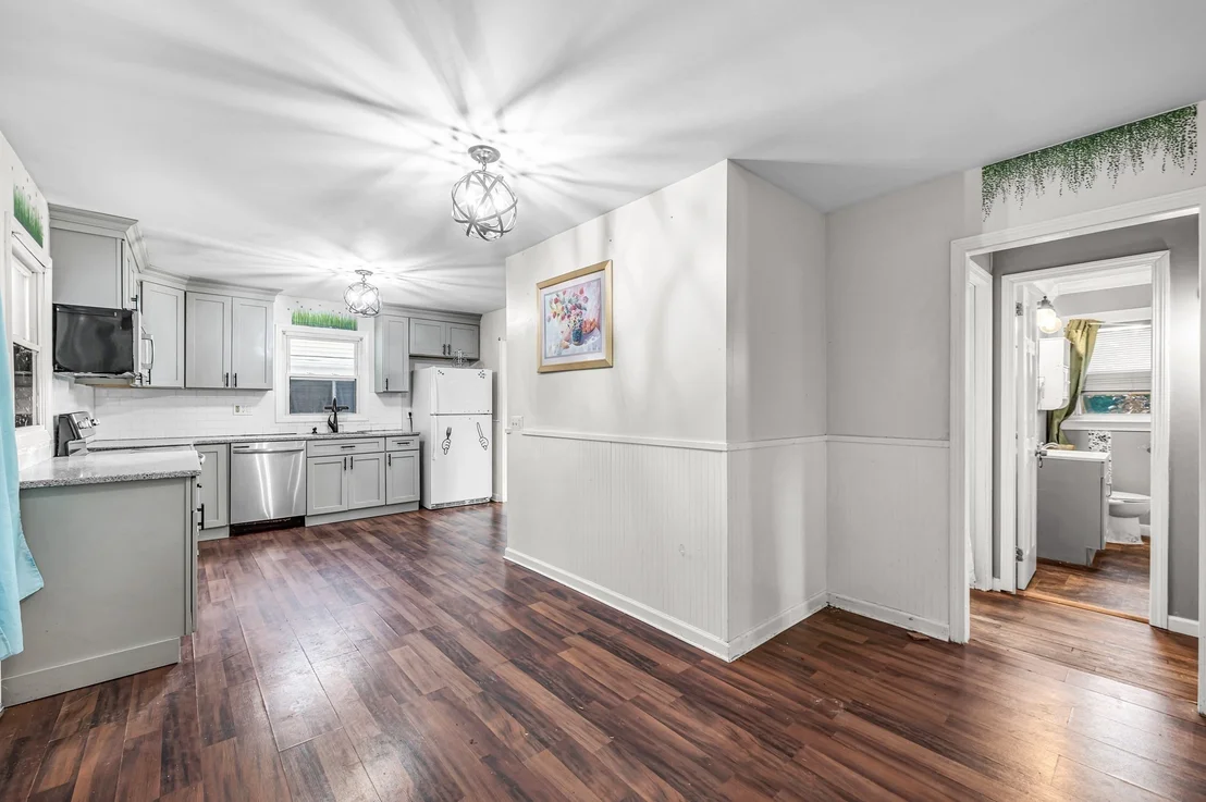 Photo of 66 Hillside Ave
