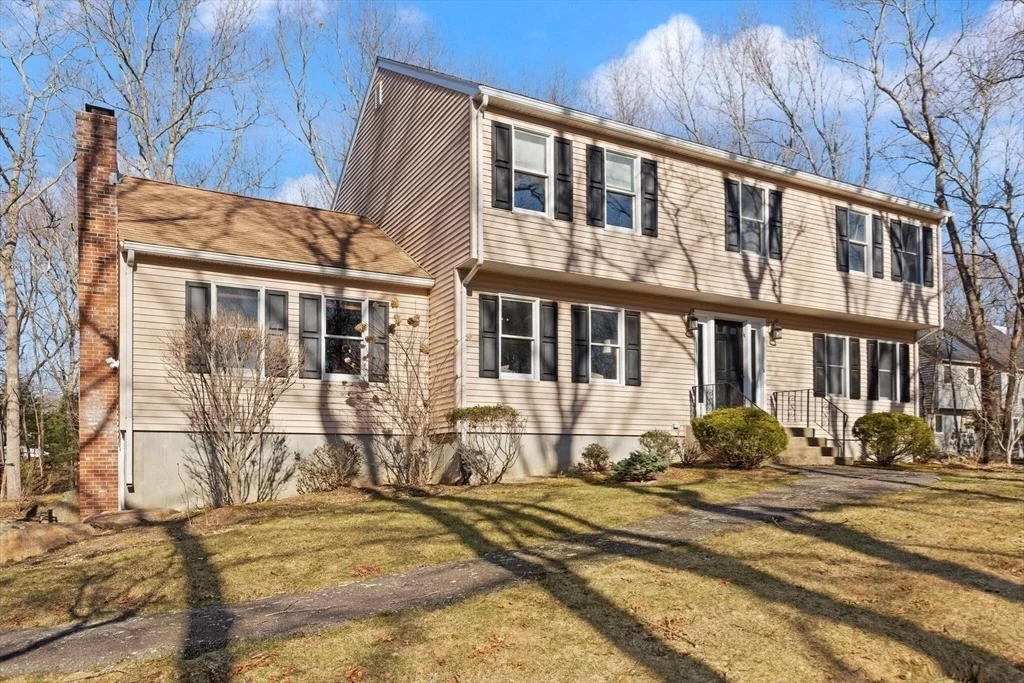 Photo of 41 Azalea Rd