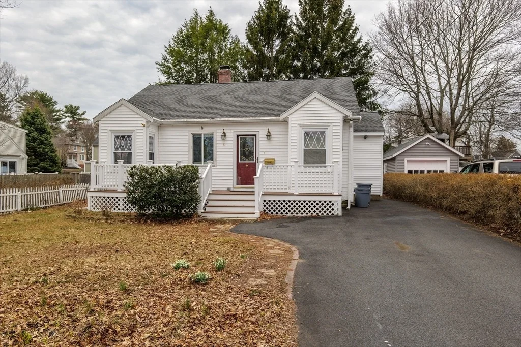 Photo of 6 Hayes Ave