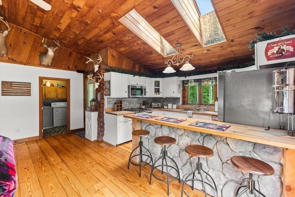 Photo of 148 Braley Hill Rd