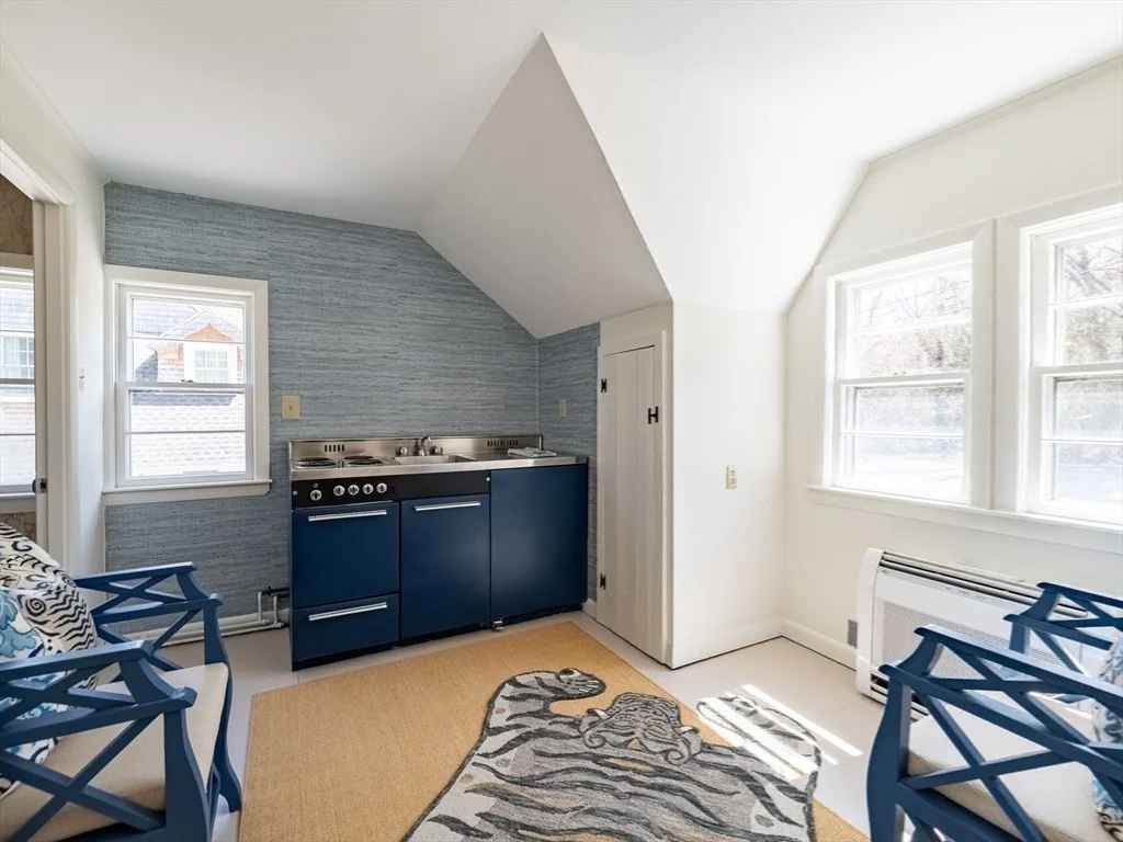 Photo of 35 Mayflower Rd