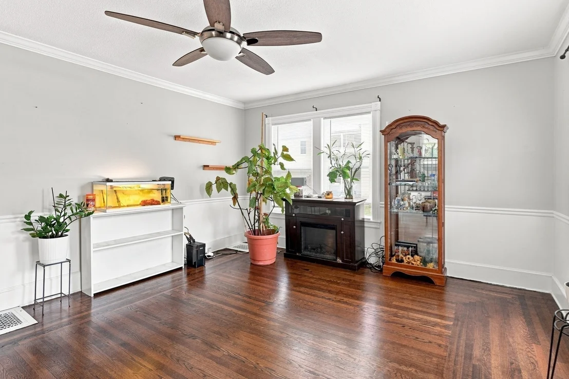 Photo of 70 Pine St