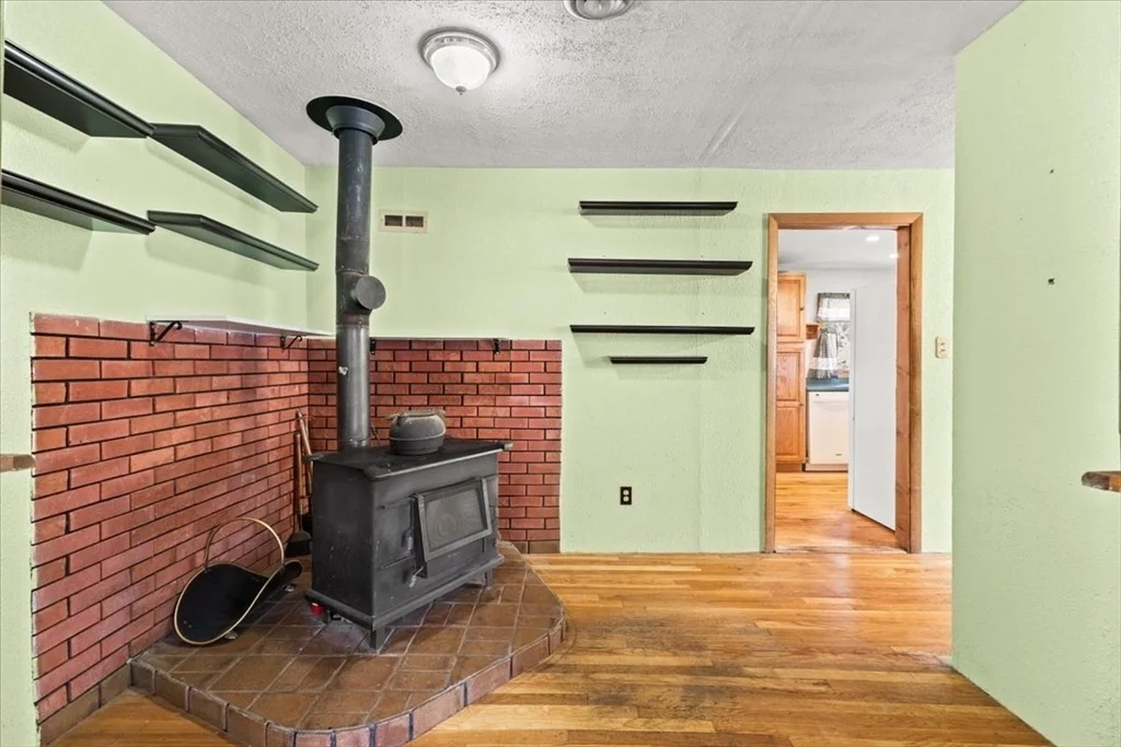 Photo of 98 Glen Echo Blvd