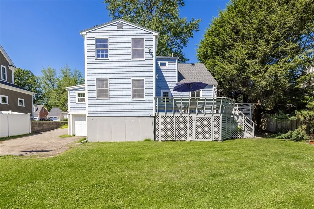 Photo of 42 Hawthorn Ave