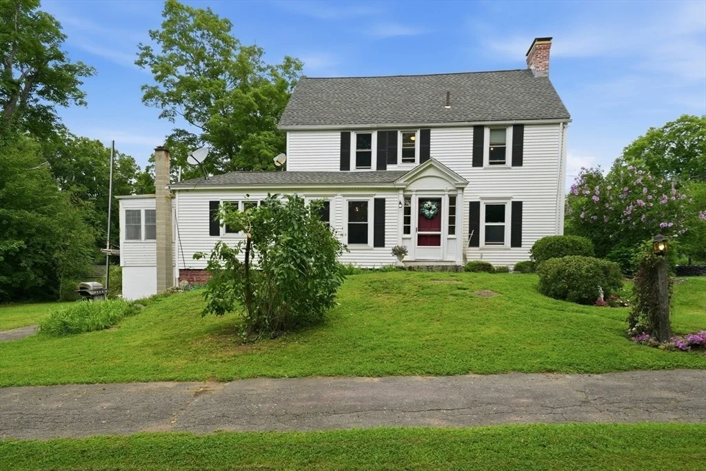 Photo of 211 Main St