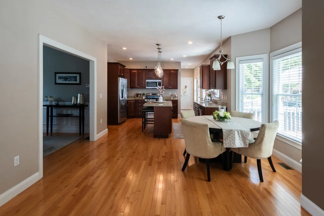 Photo of 493 Taylor Rd