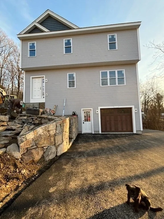 Photo of 04 Aurora Street
