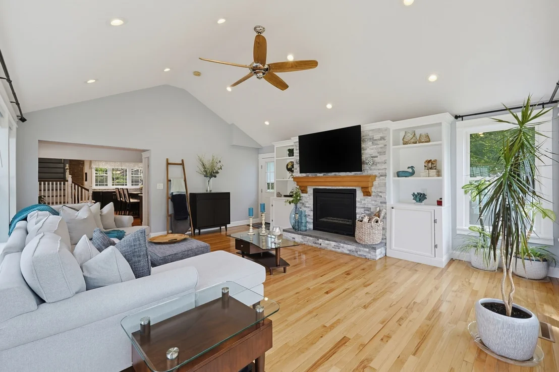 Photo of 38 Dexter Ave.