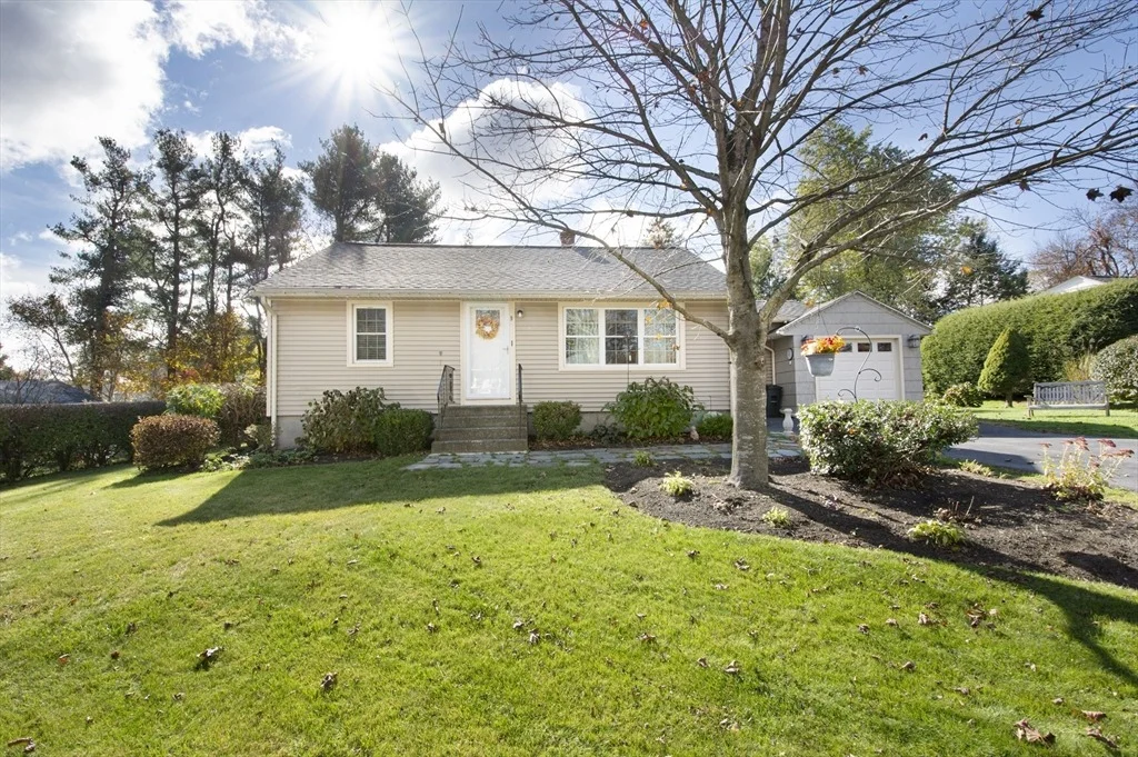 Photo of 9 Orchard Dr