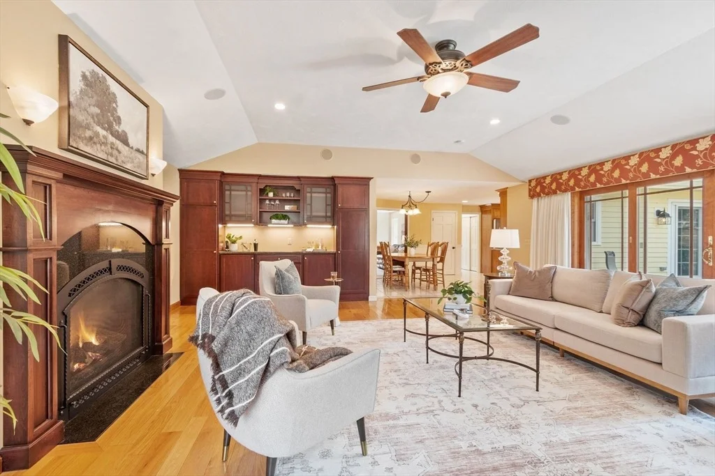 Photo of 16 Fox Hill Rd