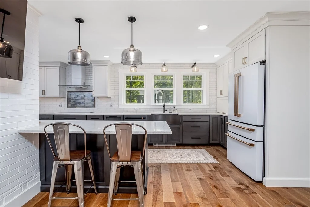 Photo of 2409 W State Rd