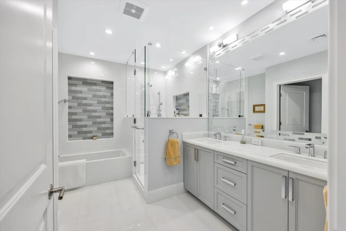 Photo of Unit A at 22 Clayton Cir