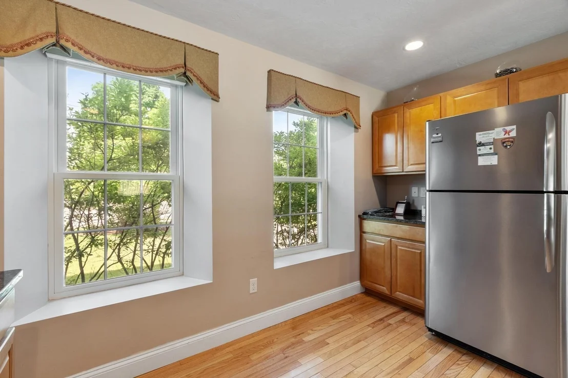 Photo of 2 Adams Cir (Devens)