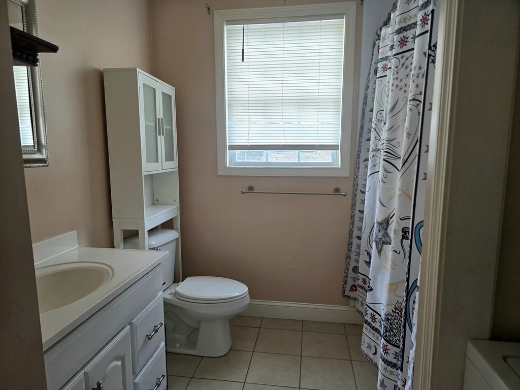Photo of Unit C at 303 Eagle Street