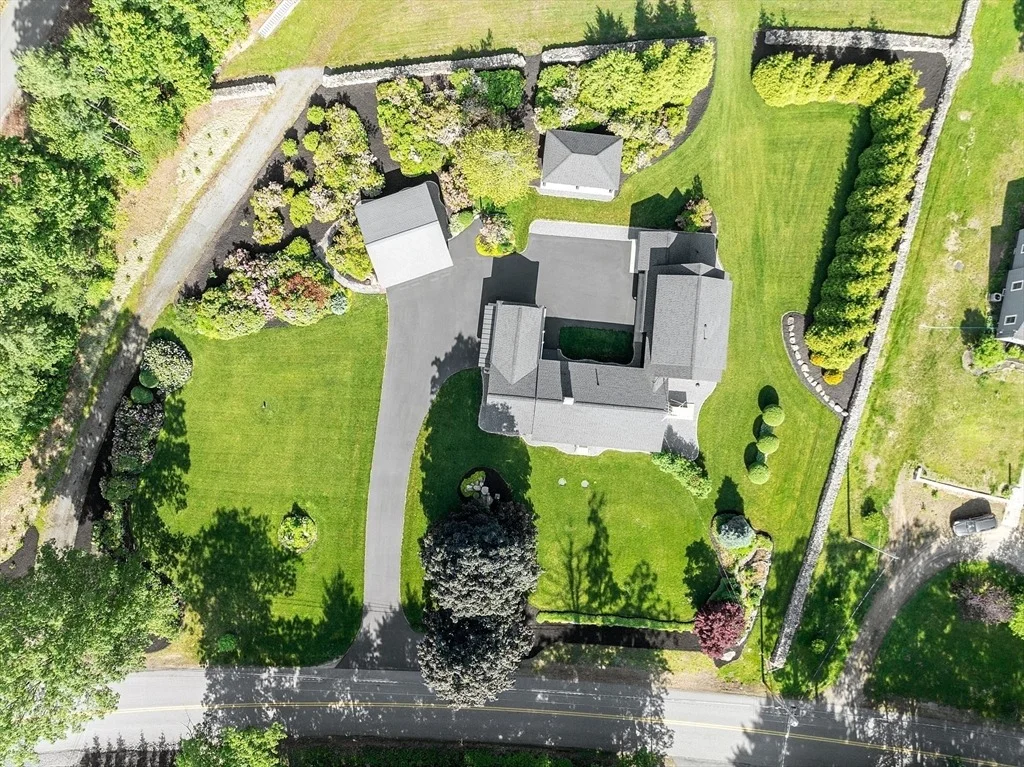 Photo of 481 W Townsend Rd