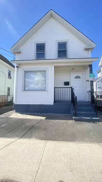 Photo of 75 Plain St
