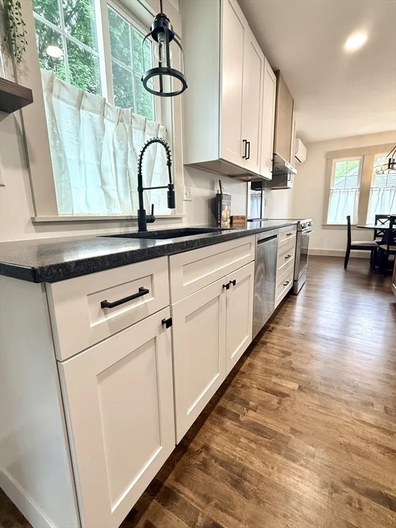 Photo of 7 Albemarle St