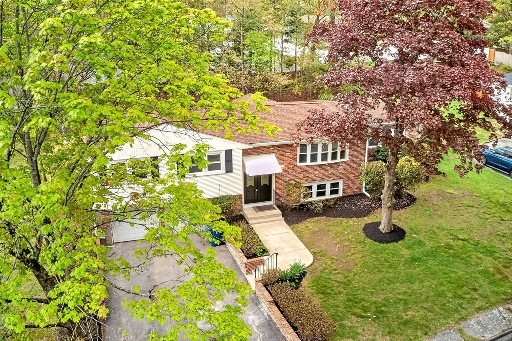 Photo of 6 Sunset Dr
